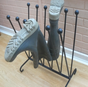 Wrought iron angled welly rack 6 pair